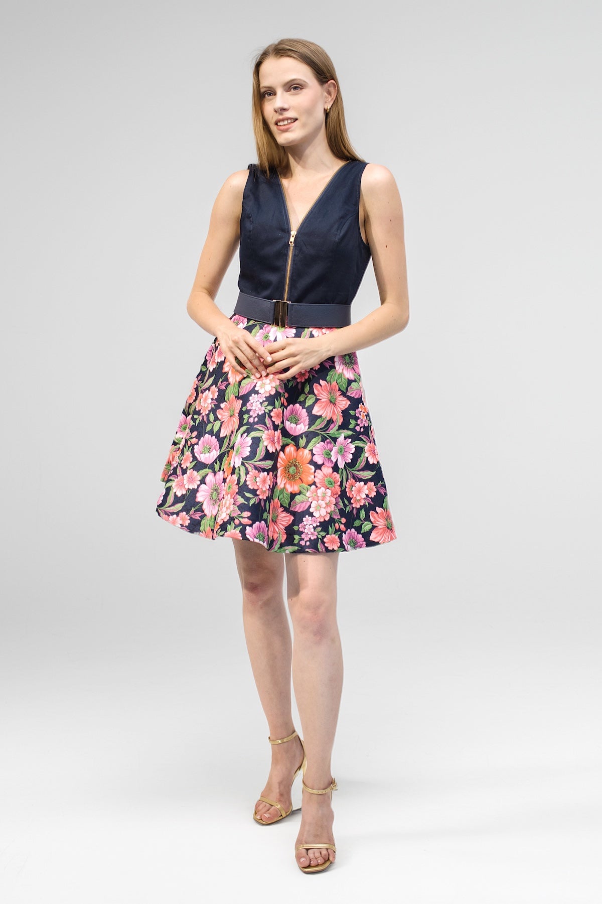 Ausgestelltes Träger-Kleid mit Zipp "ELIXIR" - floral