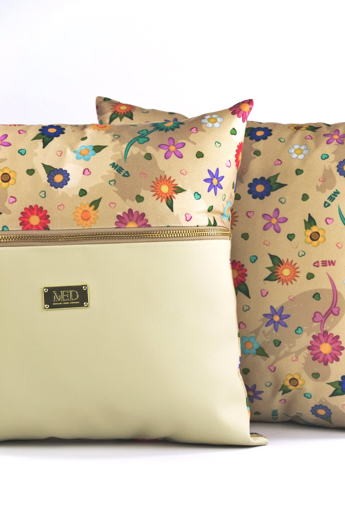 Pillow "FLOWERS" (cover) - beige - Manuel Essl Design